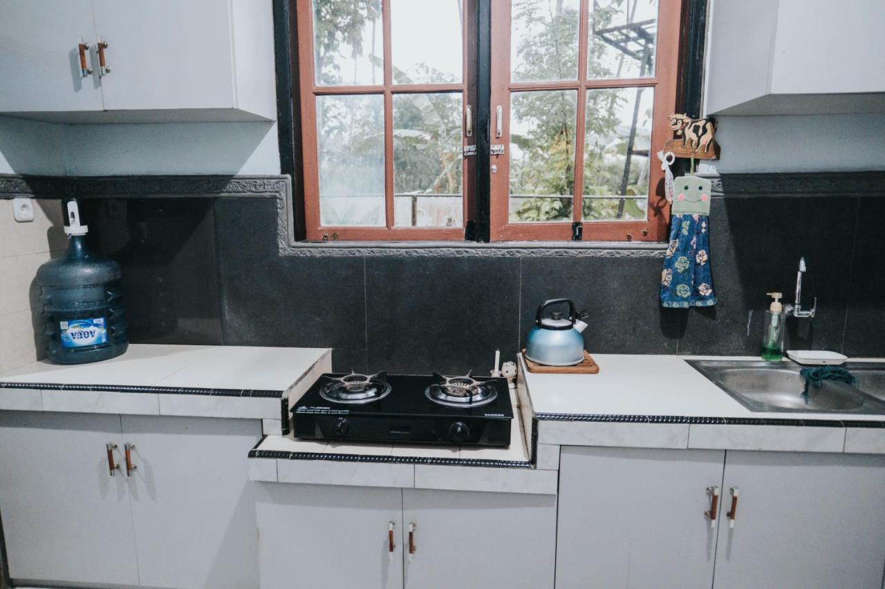 Agus Hidden Homestay - Banjar Sweet Village Banyuwangi  Luaran gambar